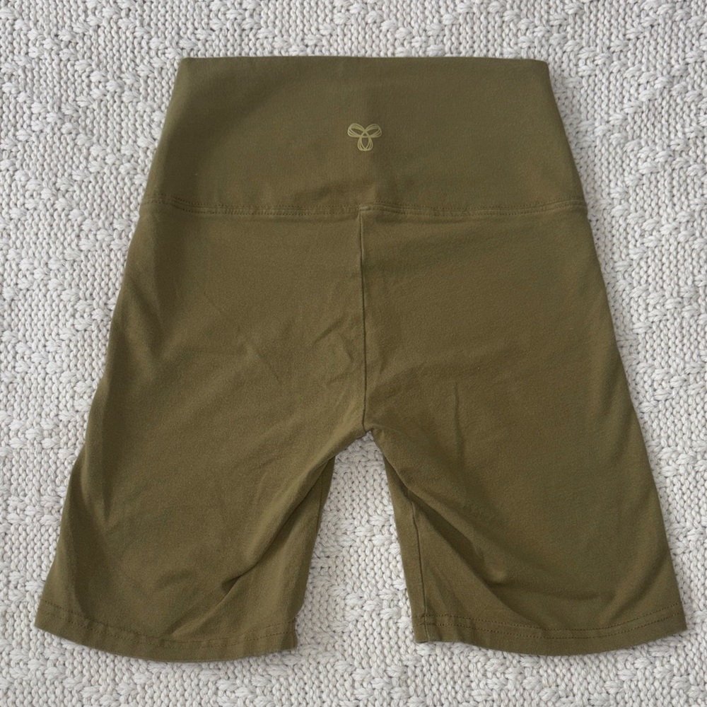 TNA GREEN BIKER SHORTS